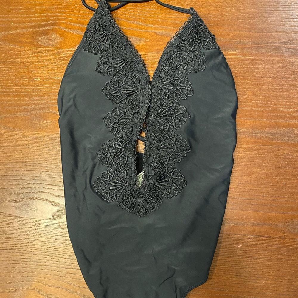 Hollister One Piece